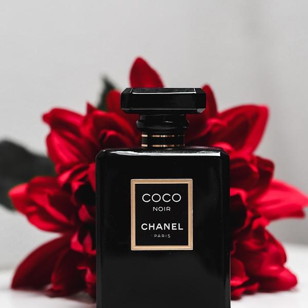 Oud Perfume